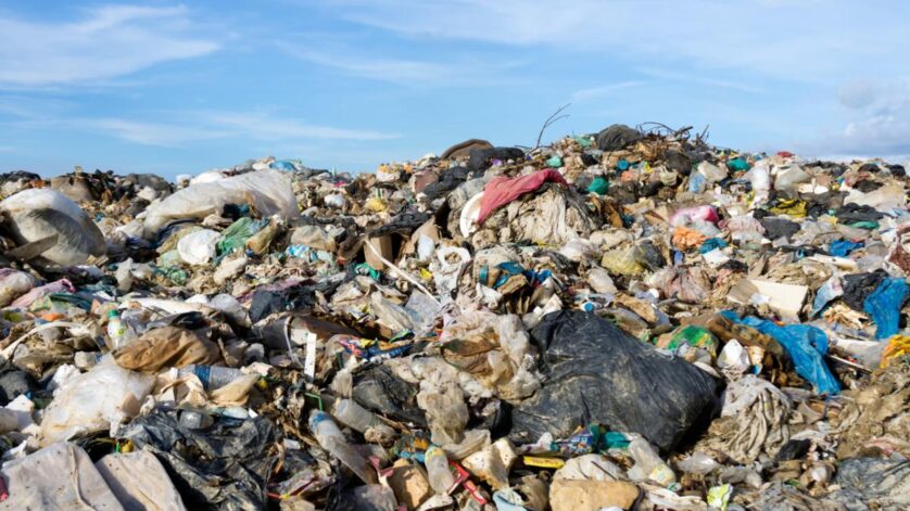 Kenapa Usaha Plastik Minim Risiko