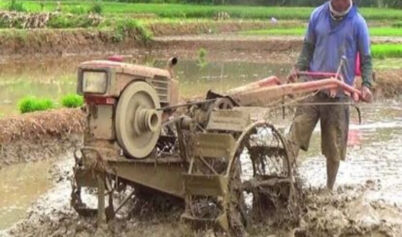 Kelebihan traktor roda dua